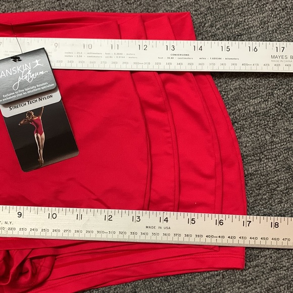 Danskin V-Waist Hot Shorts. Matte Red NWT - Picture 9 of 9